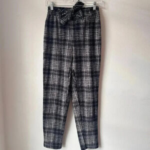 Soho | High-Waisted Paperbag Pants Black & Cream White Tan Plaid - Size S